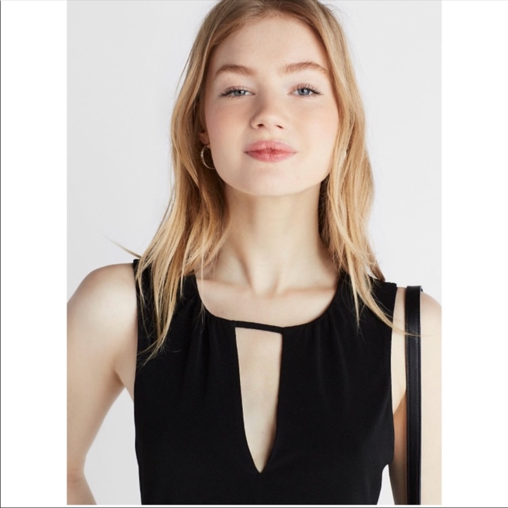 Express Keyhole Tank